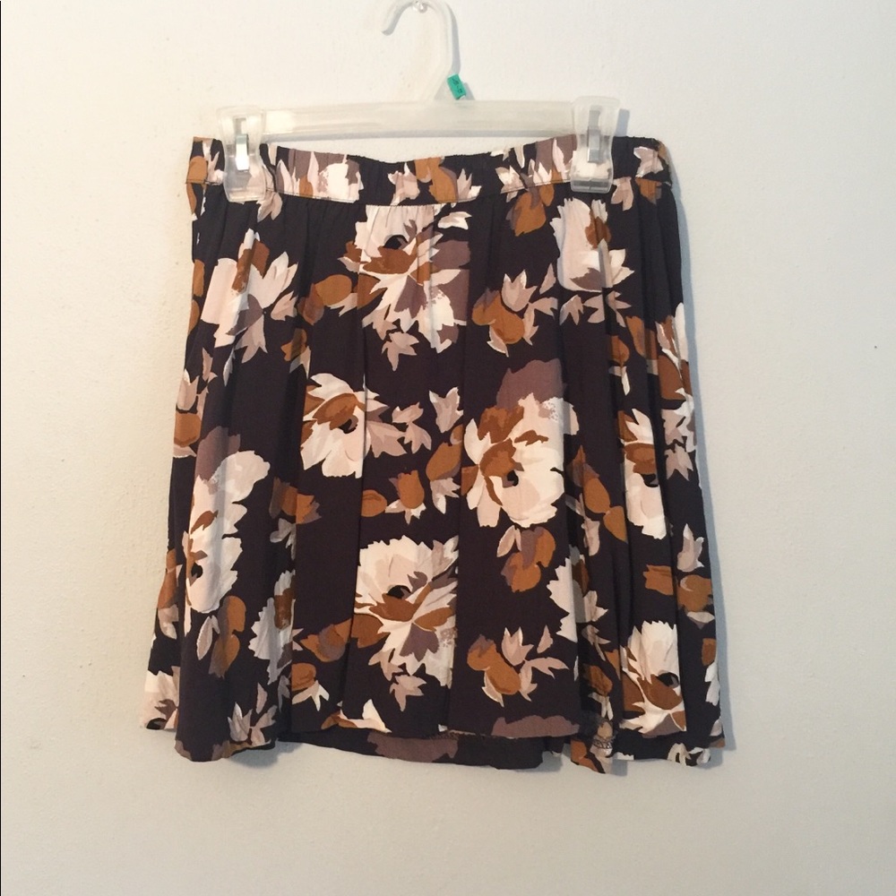 Old Navy Floral Swing Skirt